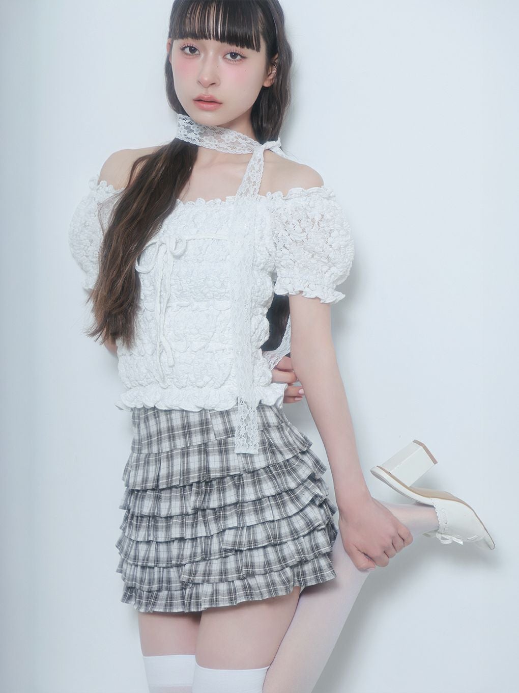 【BUBBLES】シャーリングリボントップス