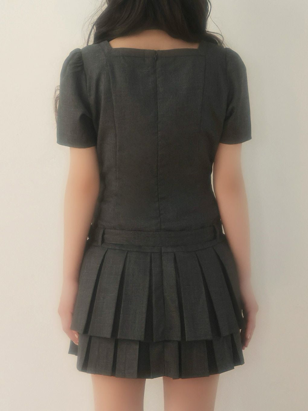 【BUBBLES】スクエアプリーツワンピース