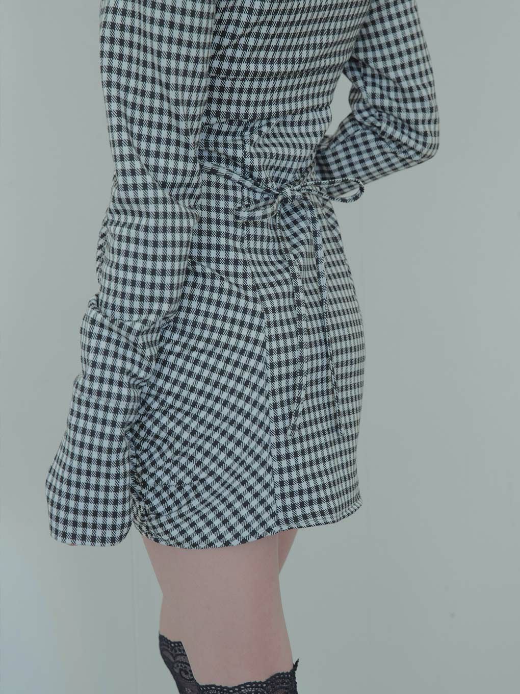 【BUBBLES】ファーカラークロスワンピース