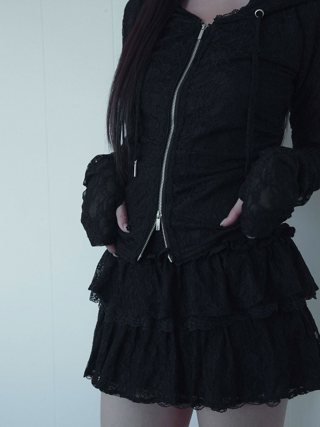 【BUBBLES】レースフーディートップス