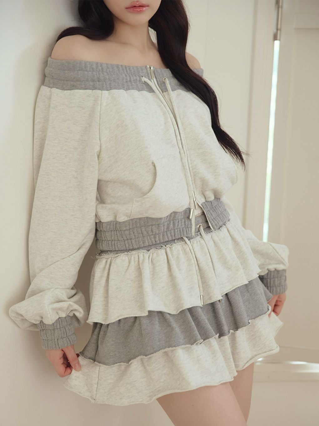 【BUBBLES】バイカラーフリルスウェットスカパン