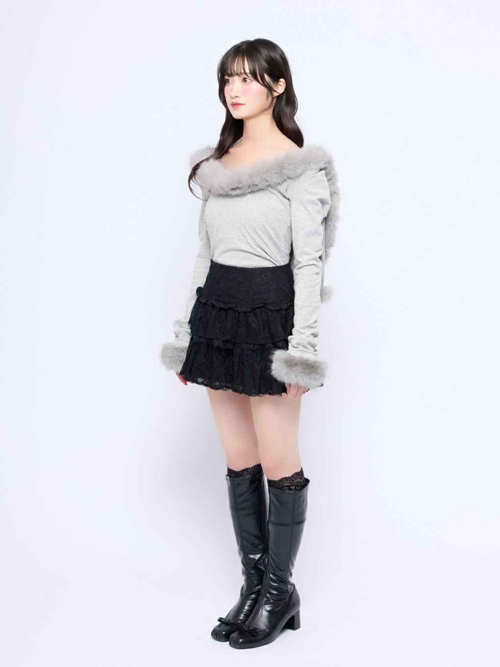 BUBBLES】フードファーオフショルトップス | sparkling mall online store
