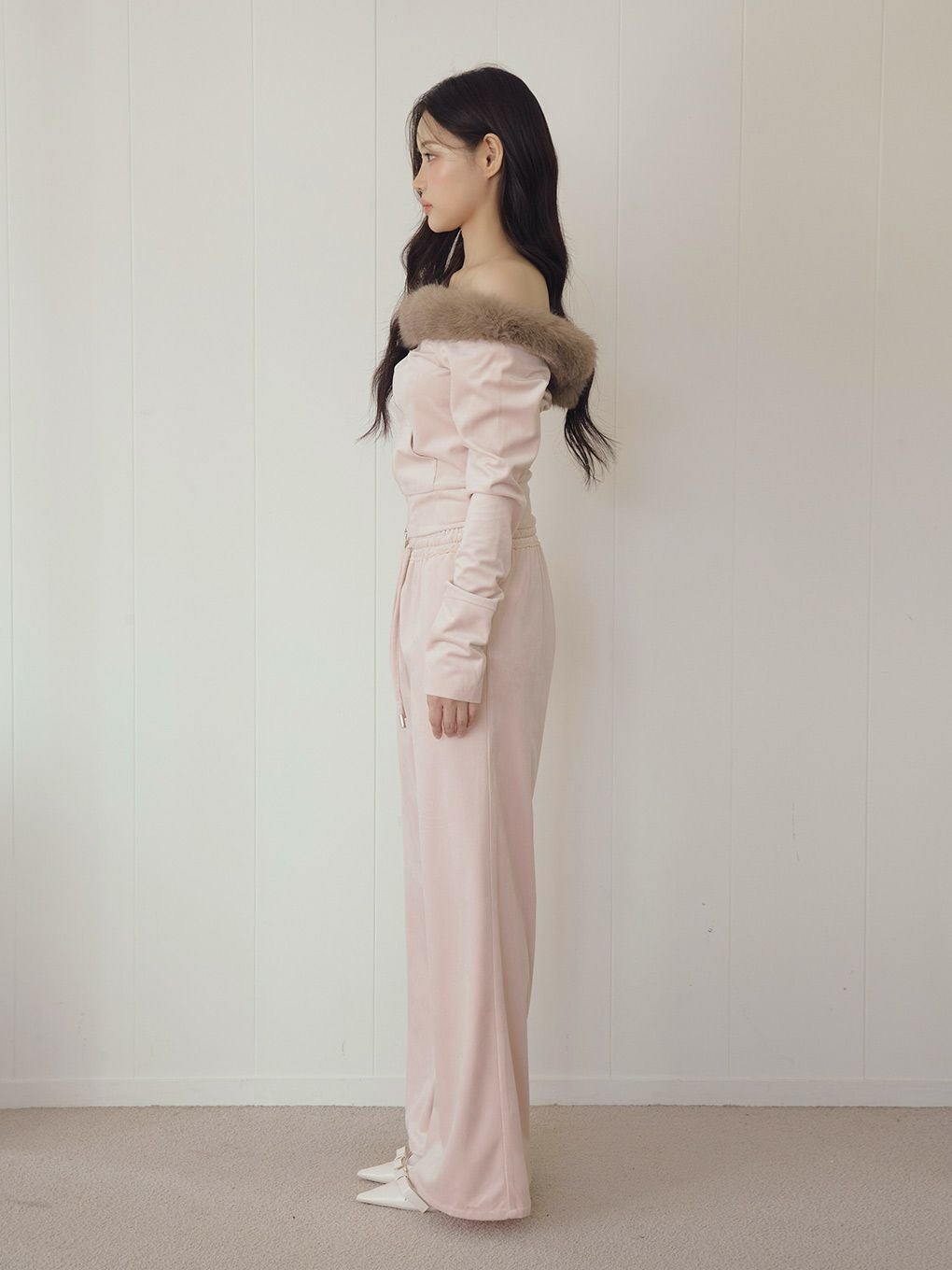 【BUBBLES】ベルベットファーオフショルトップス