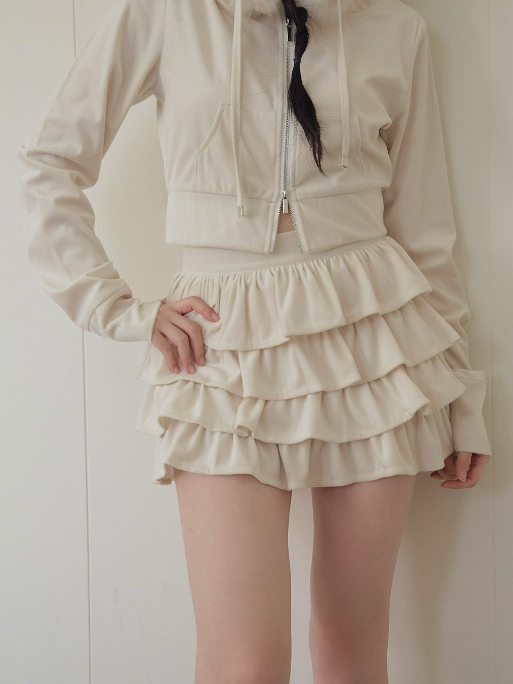 【BUBBLES】ベルベットフリルスカパン