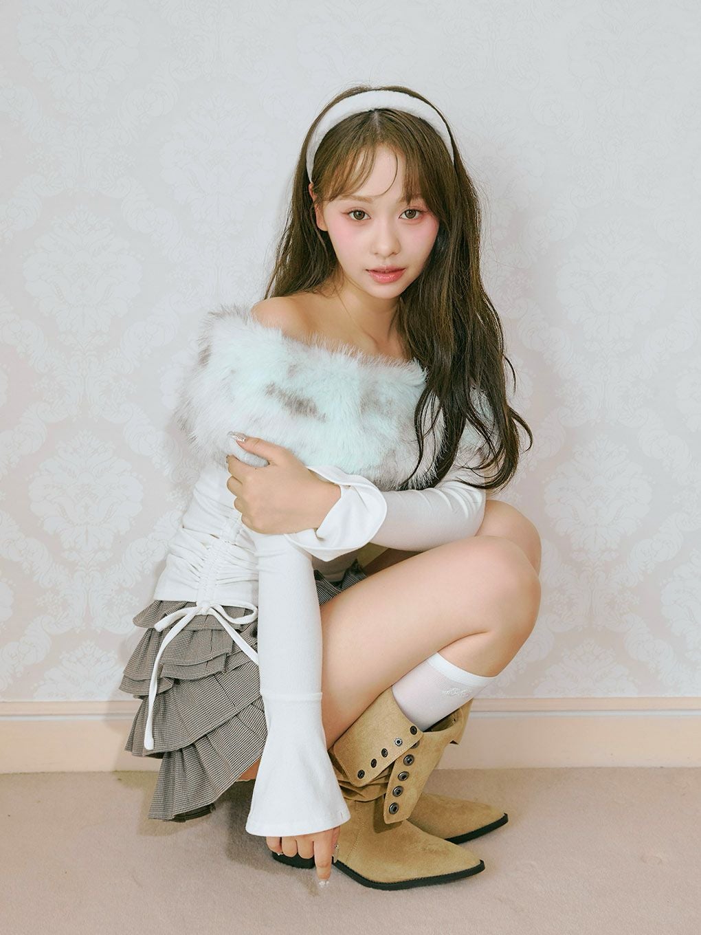 【BUBBLES】ファーオフショルトップス