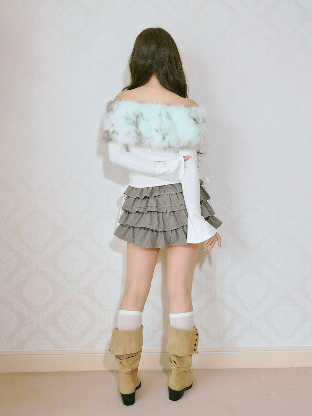 【BUBBLES】ファーオフショルトップス