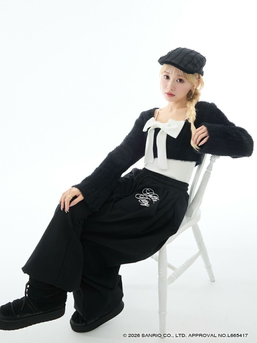 【BUBBLES】エンブロイダリースウェットパンツ