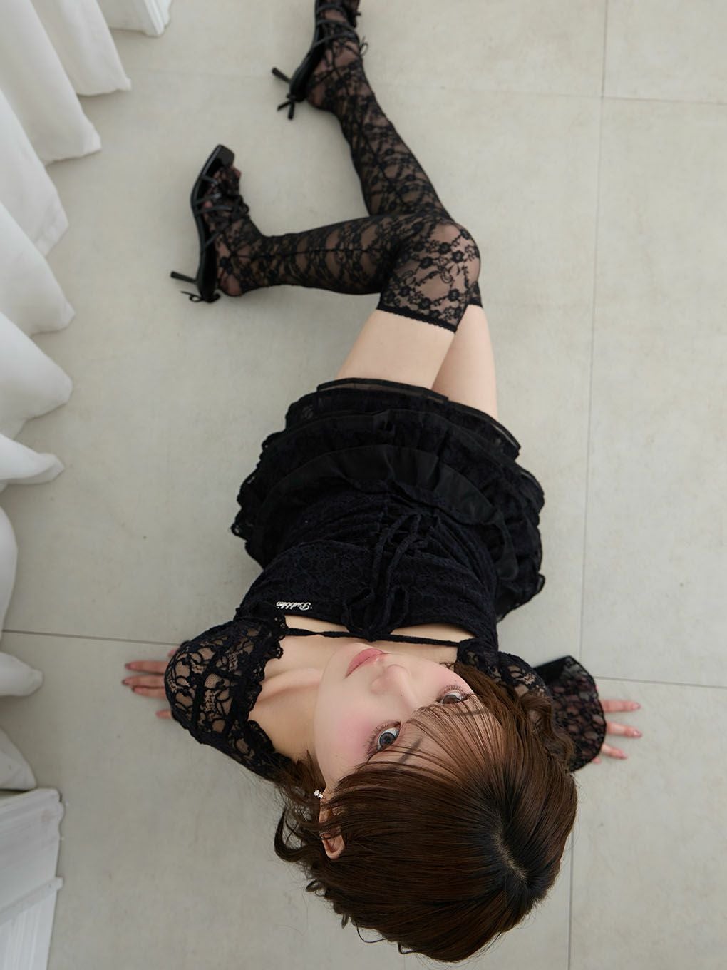 【BUBBLES】フリルレースミニスカパン