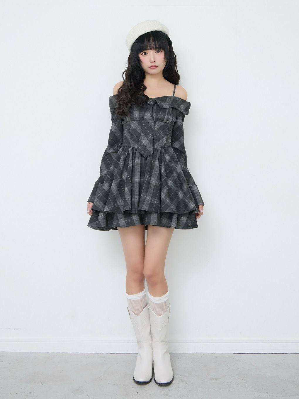 【BUBBLES】オフショルネクタイティアードワンピース