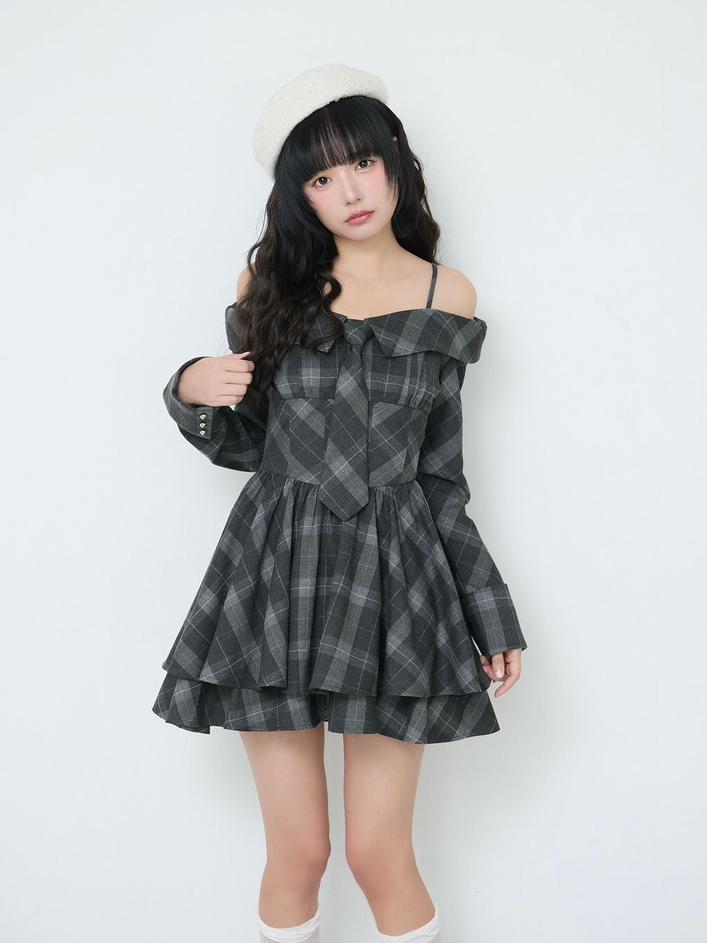 【BUBBLES】オフショルネクタイティアードワンピース