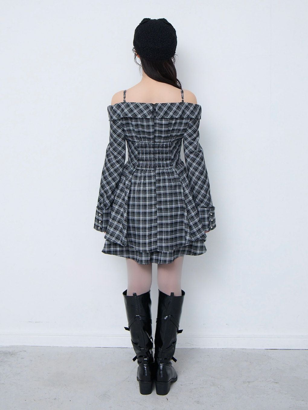 【BUBBLES】オフショルネクタイティアードワンピース