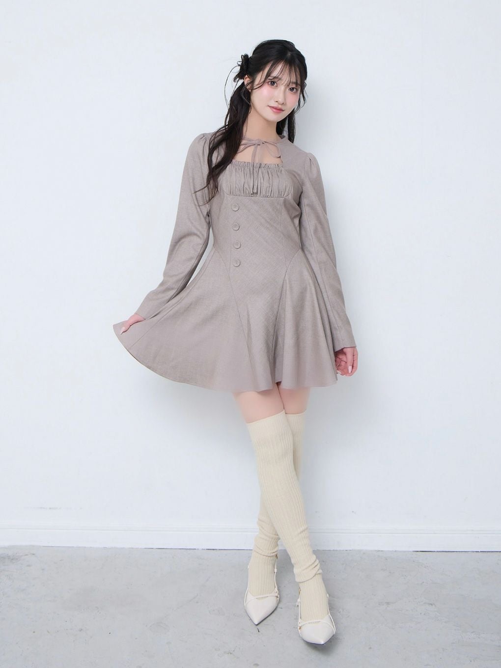 【BUBBLES】オープンネックフレアワンピース