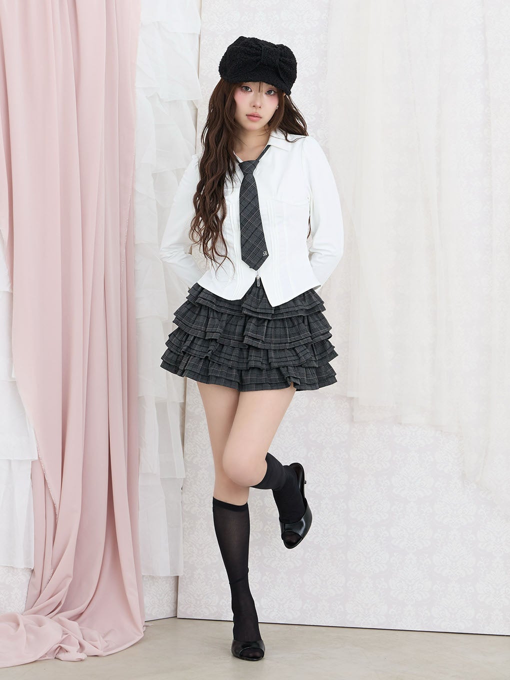 【BUBBLES】ピンタックネクタイシャツ