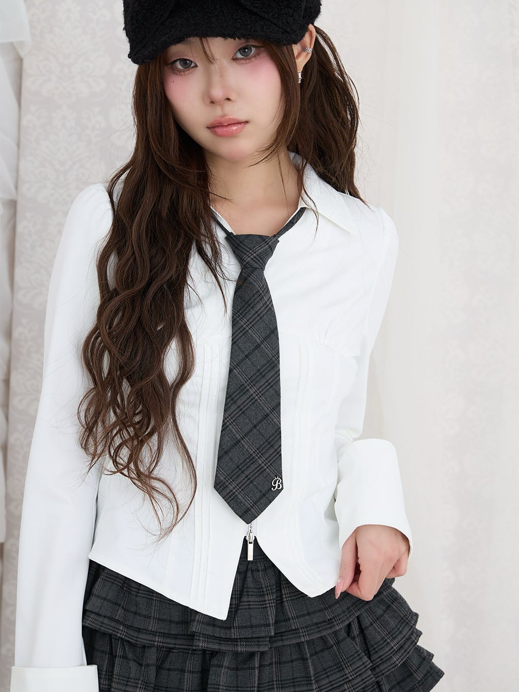 【BUBBLES】ピンタックネクタイシャツ