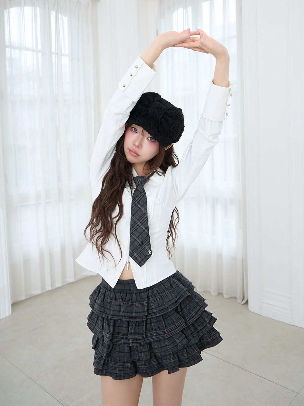 【BUBBLES】ピンタックネクタイシャツ