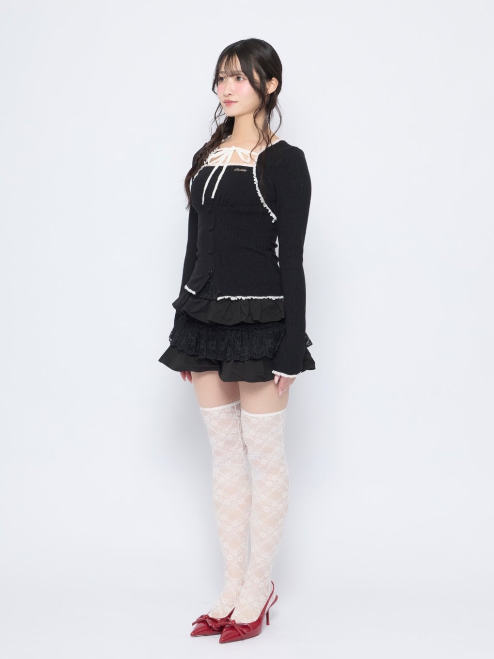 【BUBBLES】フリルリボントップス