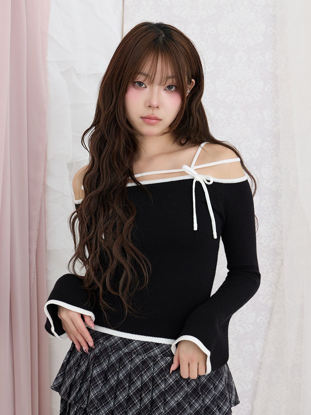 【BUBBLES】ストラップオフショルニット