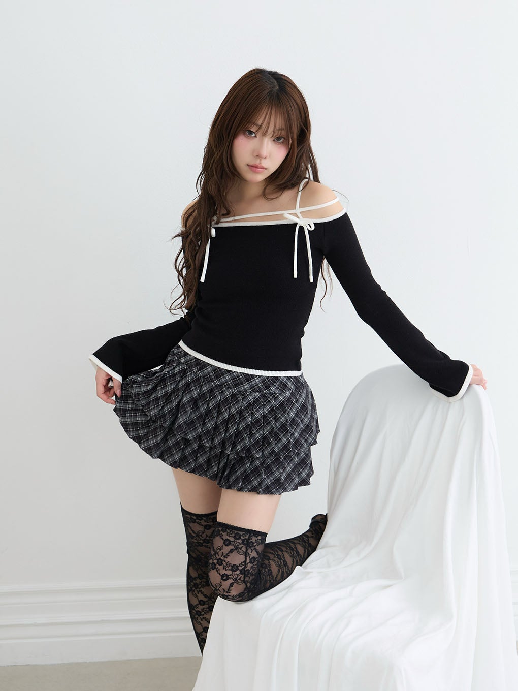 【BUBBLES】ストラップオフショルニット