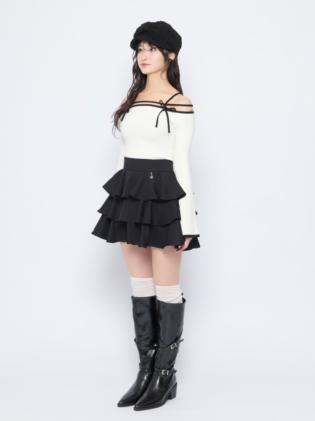 【BUBBLES】ストラップオフショルニット