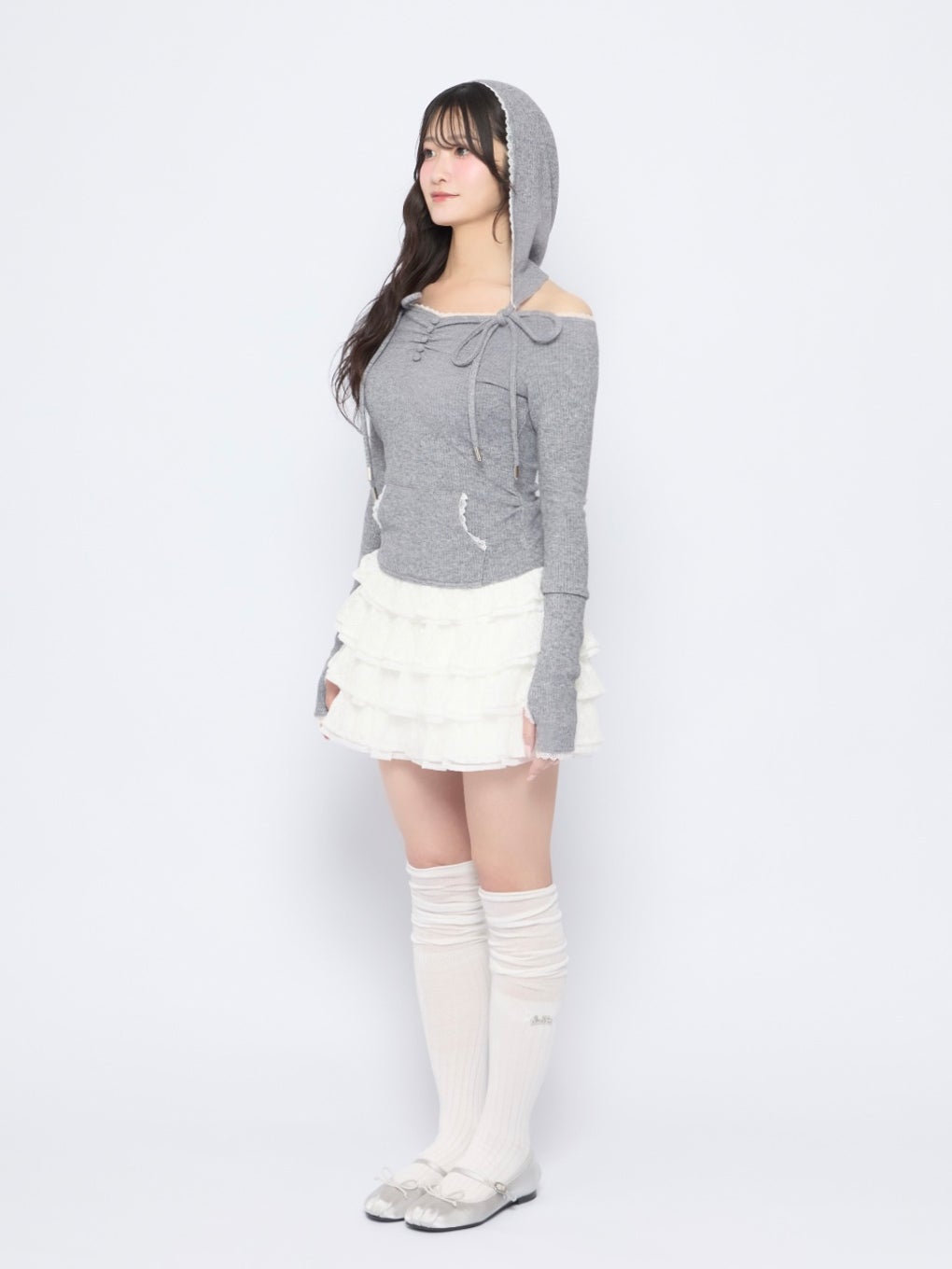 【BUBBLES】オフショルガーリーフードトップス