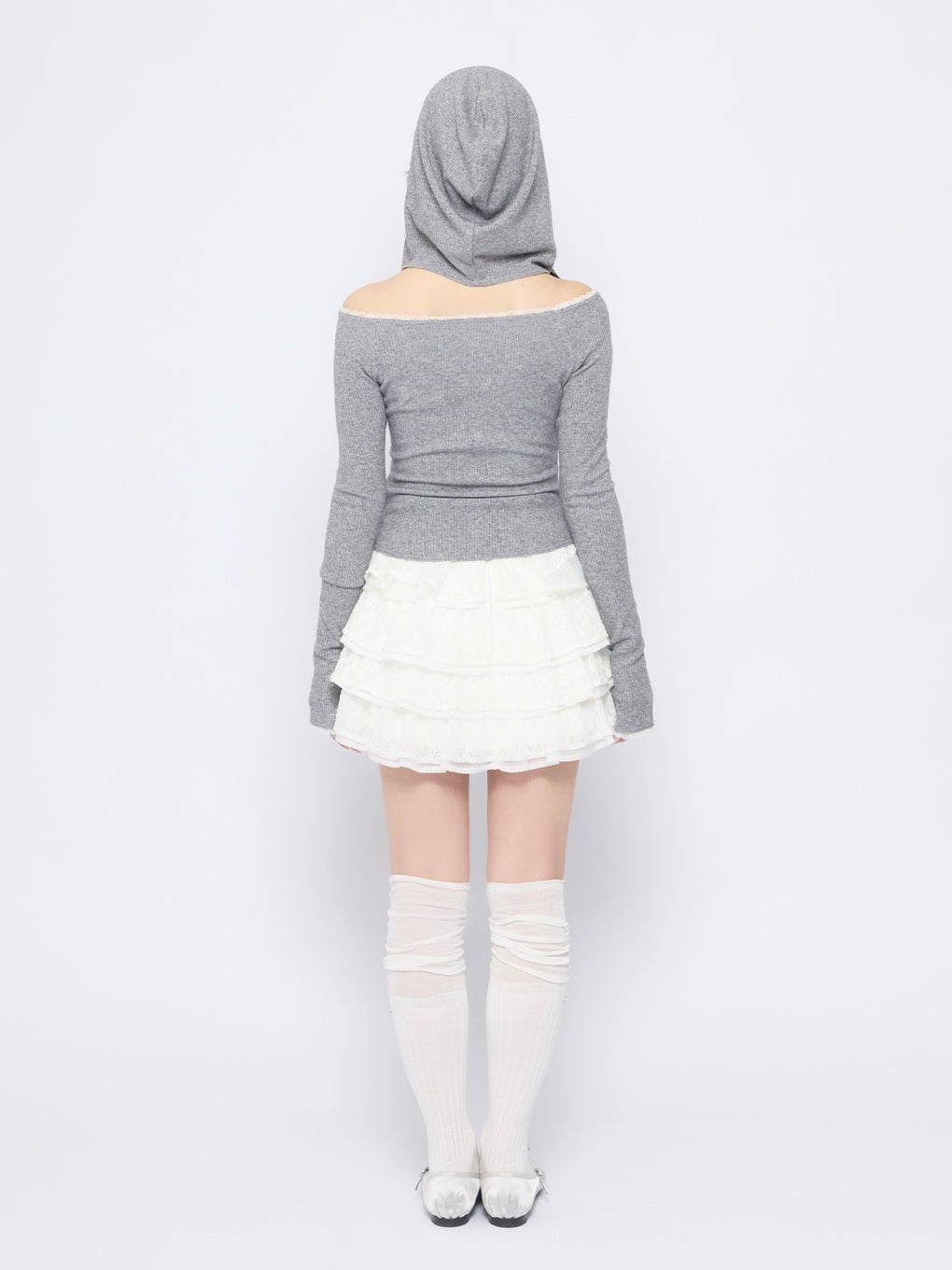 【BUBBLES】オフショルガーリーフードトップス