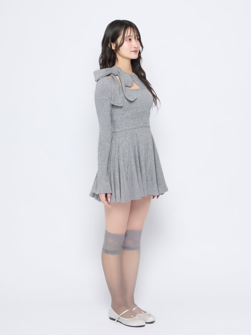BUBBLES ショルダーリボンワンピース グレー｜Babadagultra.com