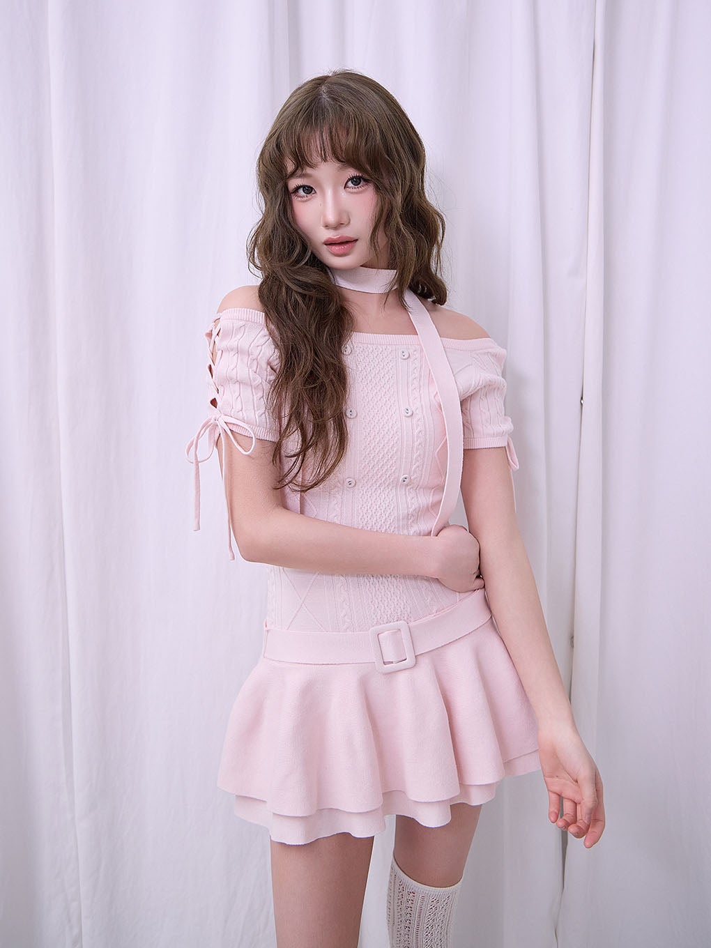 【BUBBLES】オフショルケーブルニットワンピース