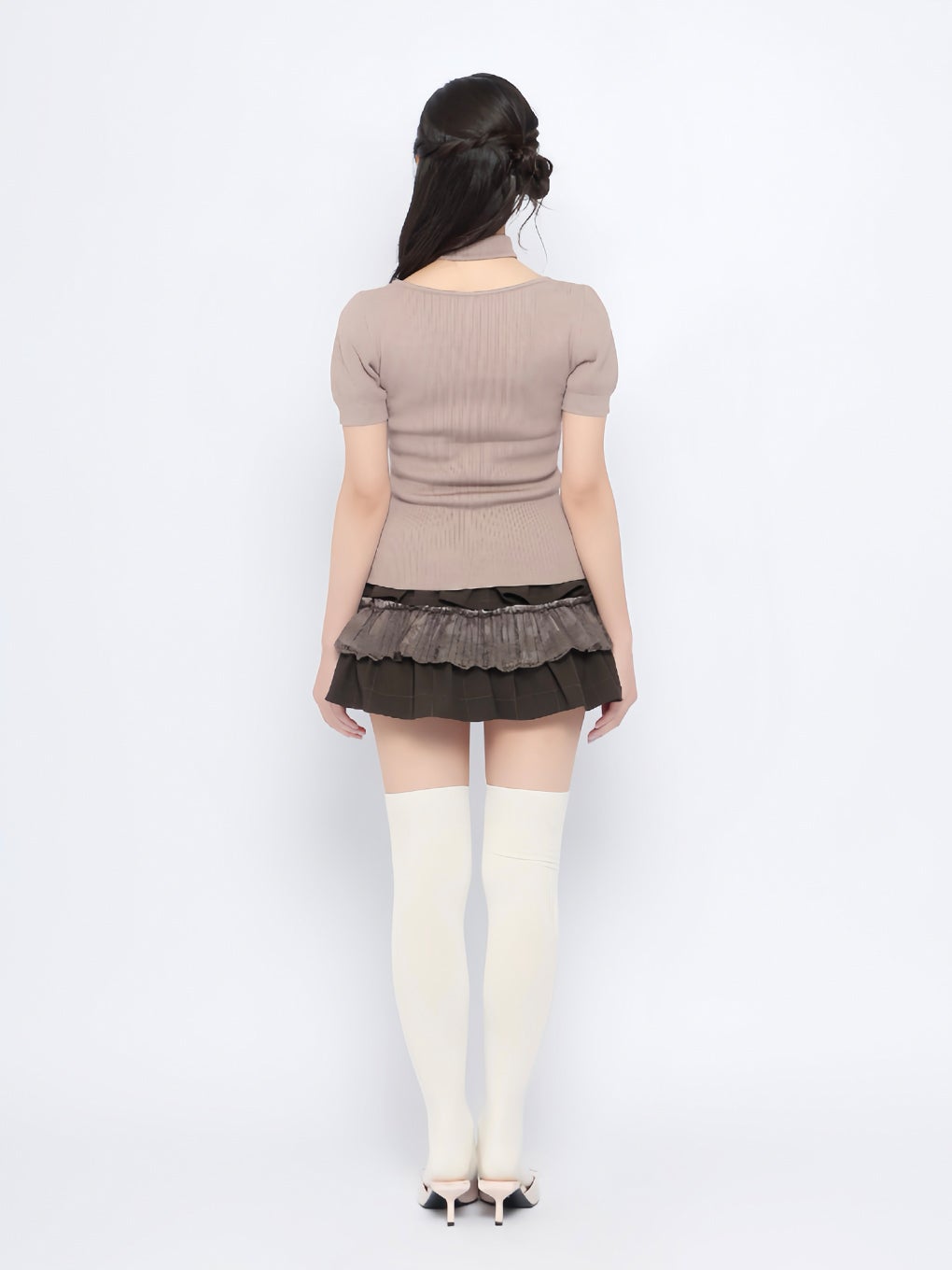 【BUBBLES】チョーカーボタンニットトップス